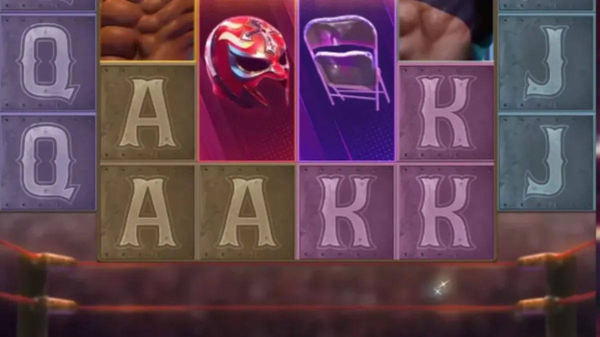 Lutadores em um ringue de wrestling no slot Reel Royale Showdown
